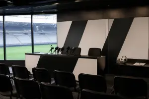 Adrian Mutu, despre posibilitatea de a antrena U Cluj: „Este o echipă pe care aș antrena-o”