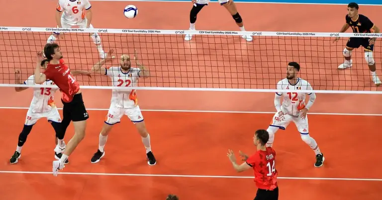 România învinge Elveția la Cluj și luptă cu Germania pentru calificarea în faza eliminatorie